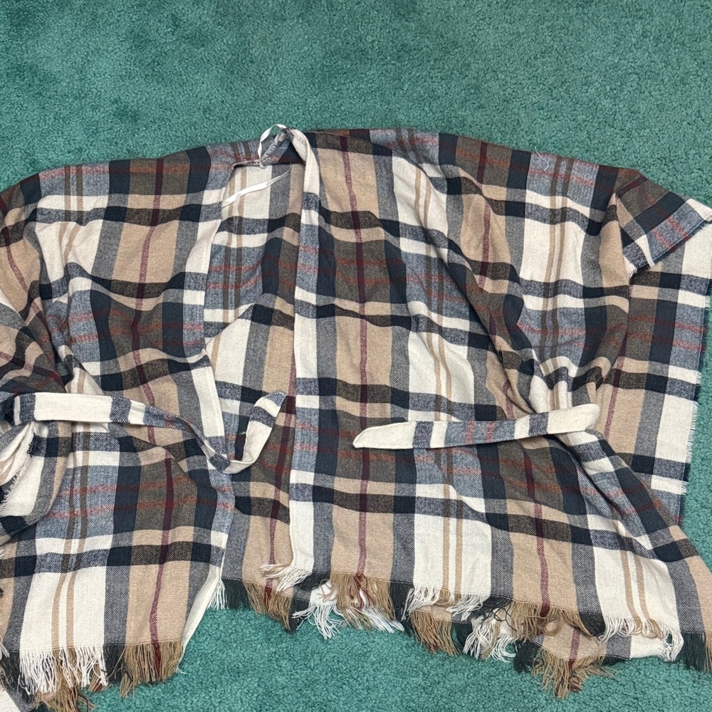 David and Young Plaid Poncho - Beige, Navy, Red
